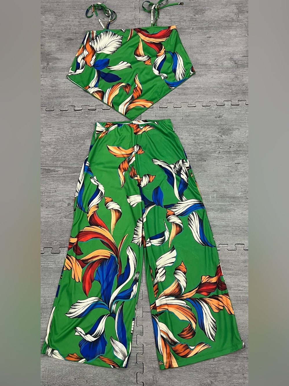 Women’s 2pc Green Tropical Floral Halter Tie Crop Top & Wide-Leg Pants S